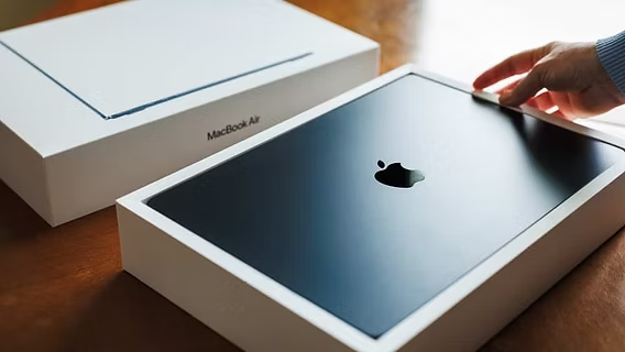 Macbook Distributors|Bulk Macbooks For Business