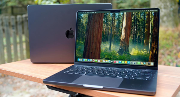 MacBook Wholesale