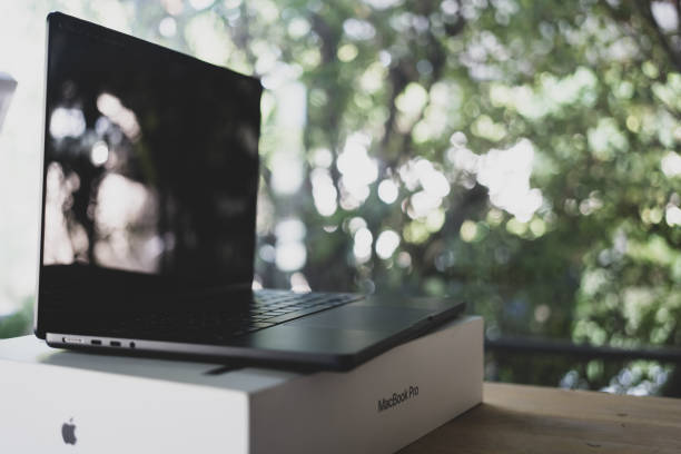 MacBook Pros in Bulk